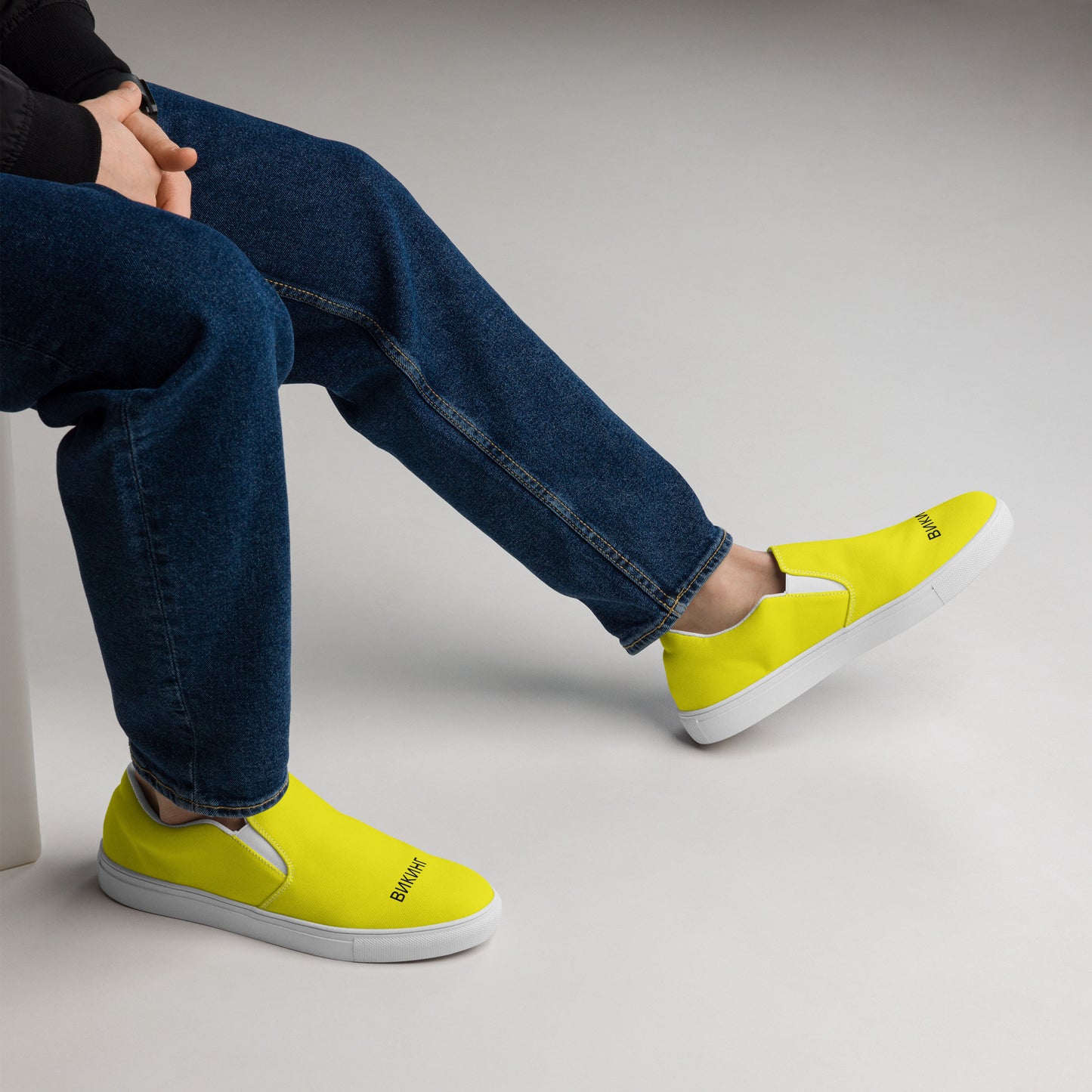 ВИКИНГ Original Bumble Bee Yellow Slip On Canvas Shoes Men’s