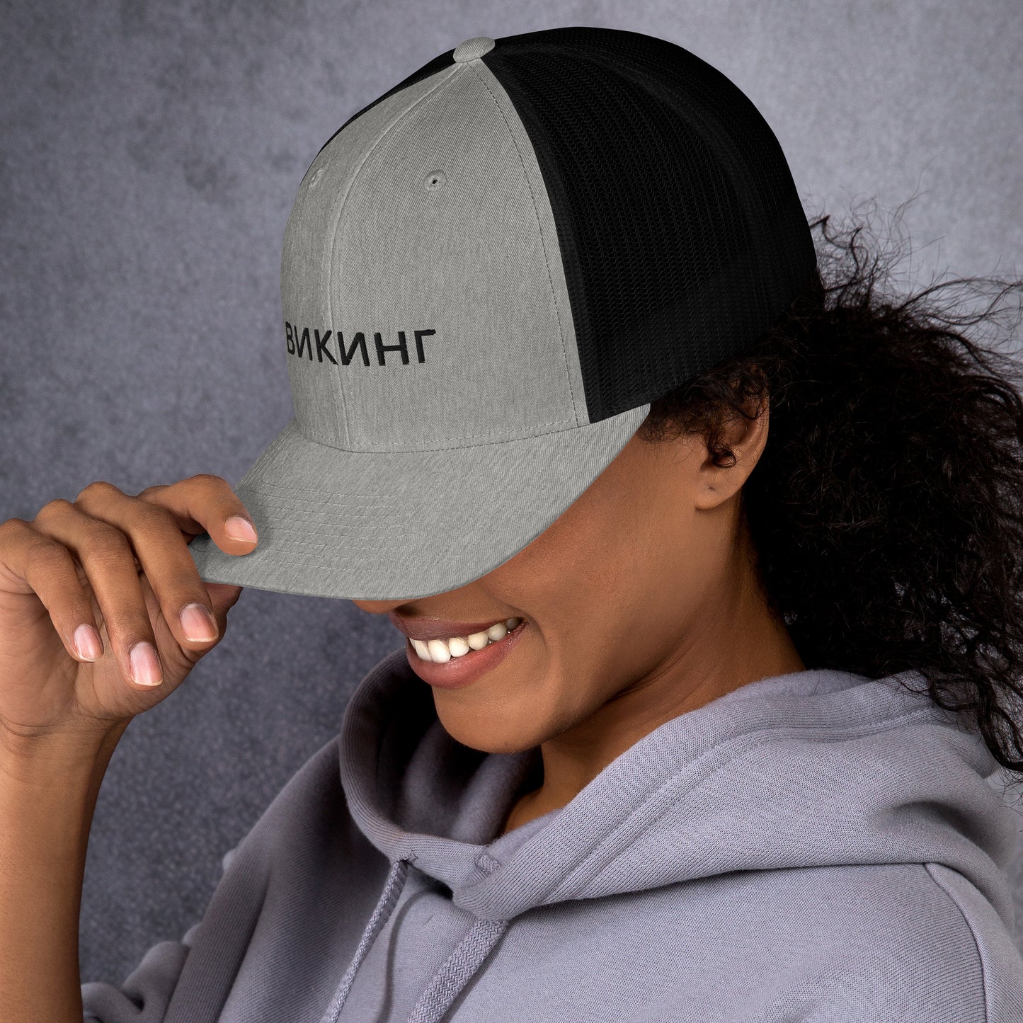 ВИКИНГ Unisex Black Logo Trucker Hat